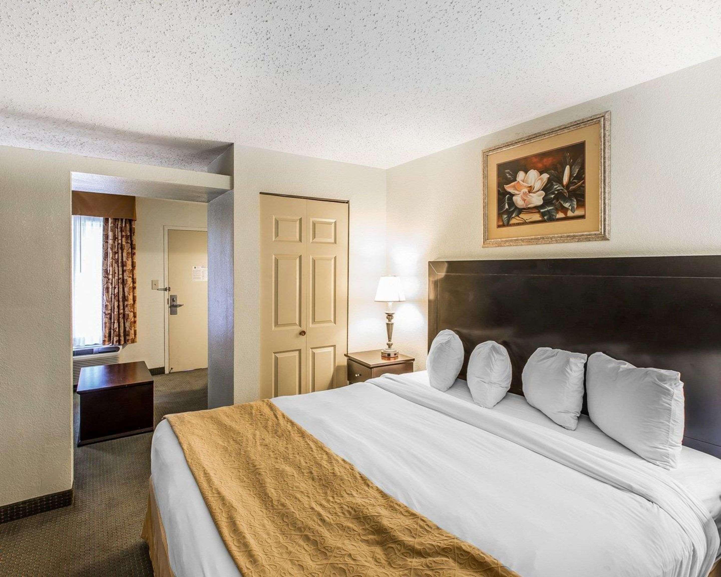 Quality & Conference Center Historic District 2*