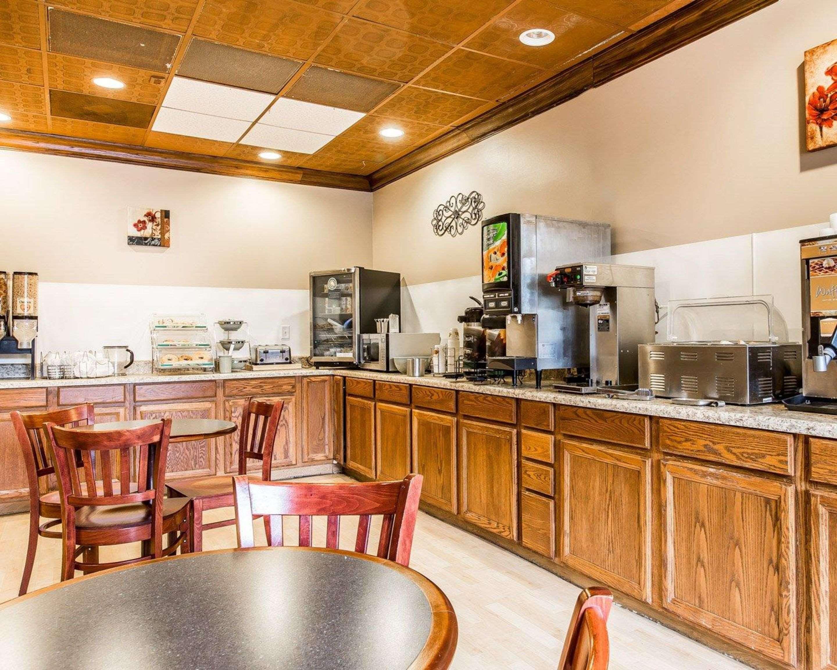 Hotel Quality & Conference Center Historic District Statesboro